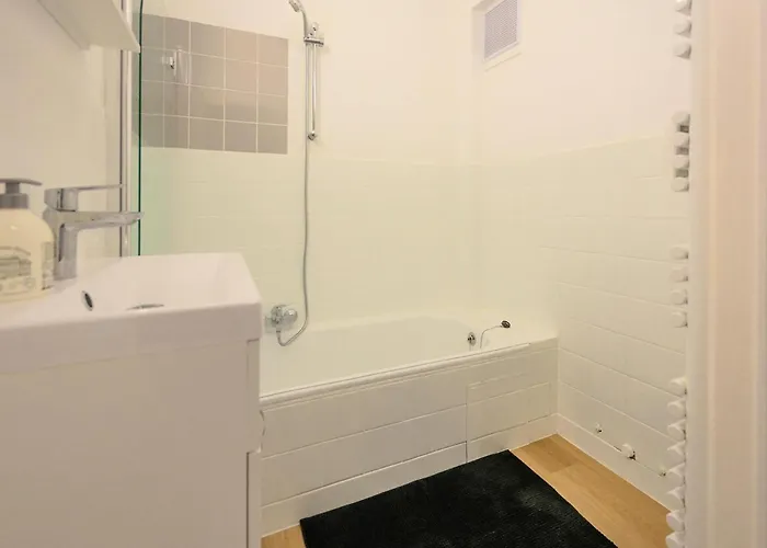 Awesome In With Wifi 아파트 *