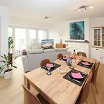 Apartment Awesome In With Wifi Ostend